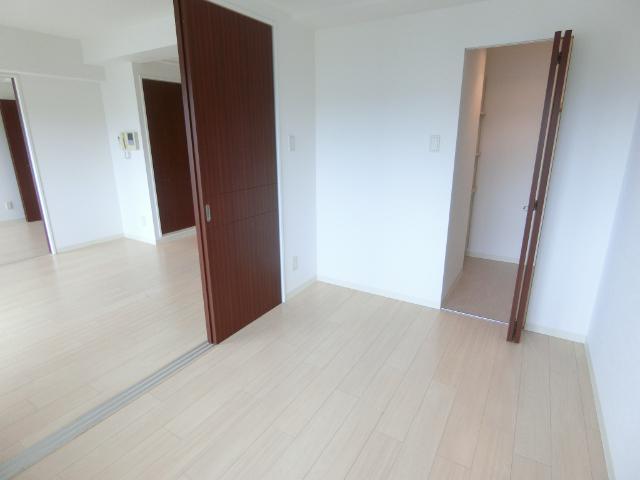 クラッセ近代美術館北 その他