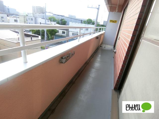 シティ菊水ビル バルコニー