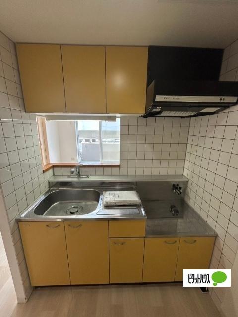 札幌市中央区北十二条西マンション キッチン