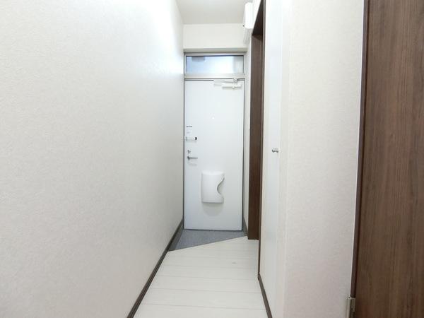 M・I・H 玄関