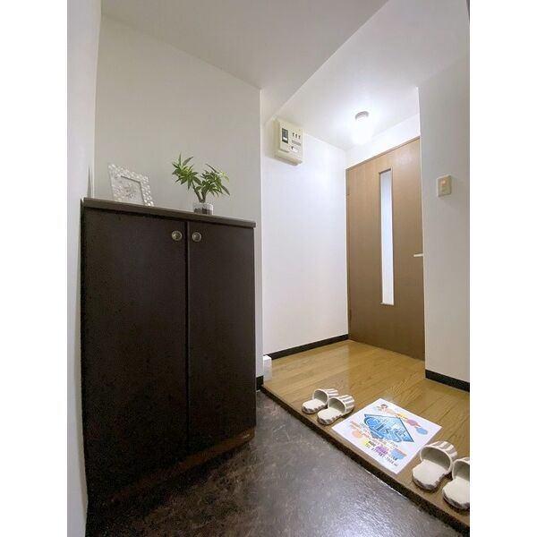 札幌市西区山の手七条マンション 玄関