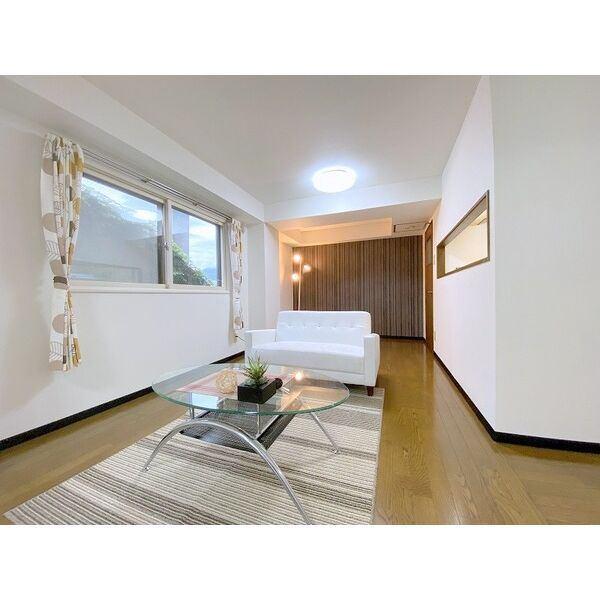 札幌市西区山の手七条マンション リビング