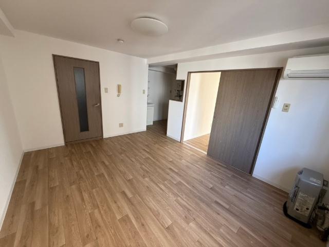 札幌市白石区菊水二条マンション リビング