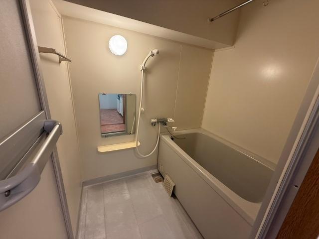 札幌市白石区東札幌二条マンション バス／シャワー