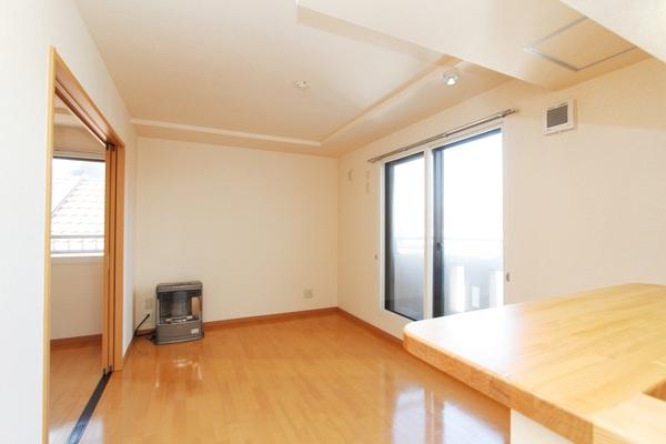 札幌市厚別区厚別中央四条マンション リビング