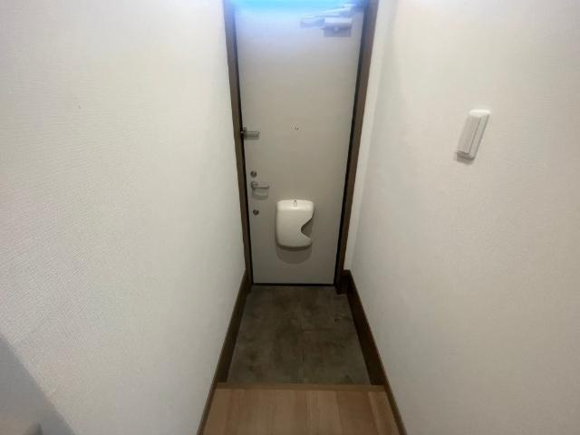 札幌市清田区北野五条アパート 玄関
