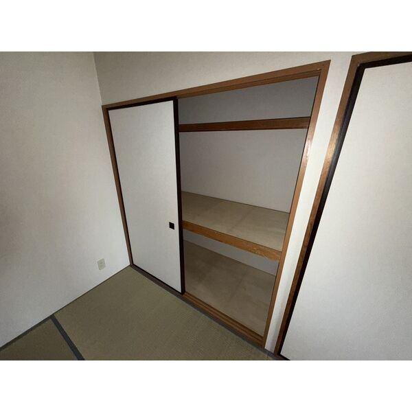 ベルサエレンシア 収納