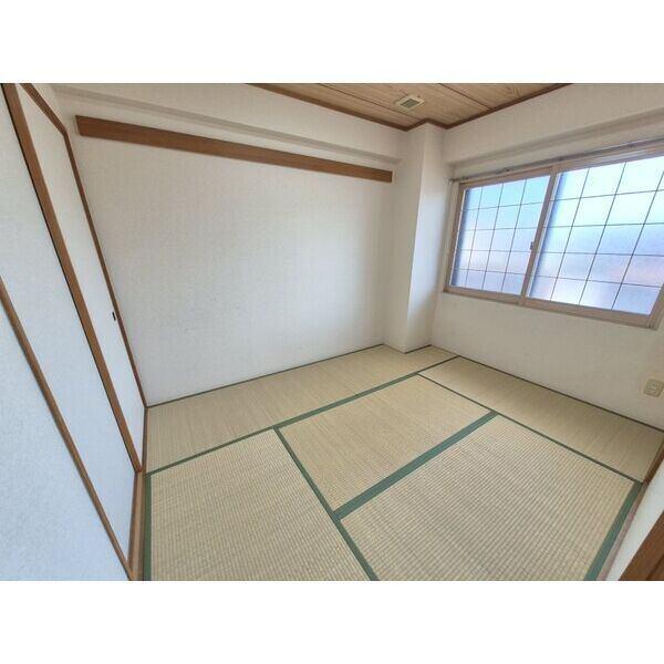 札幌市厚別区厚別西三条マンション 収納