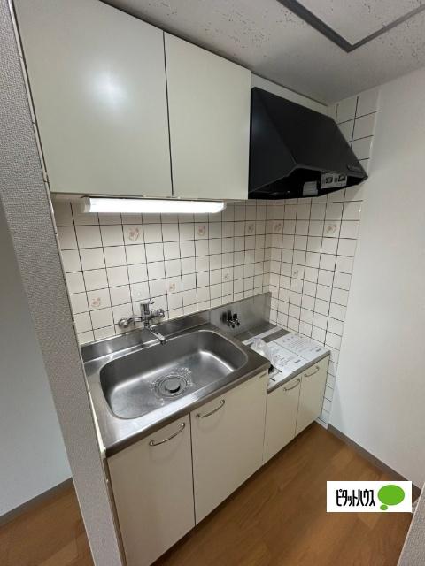 札幌市白石区南郷通マンション キッチン