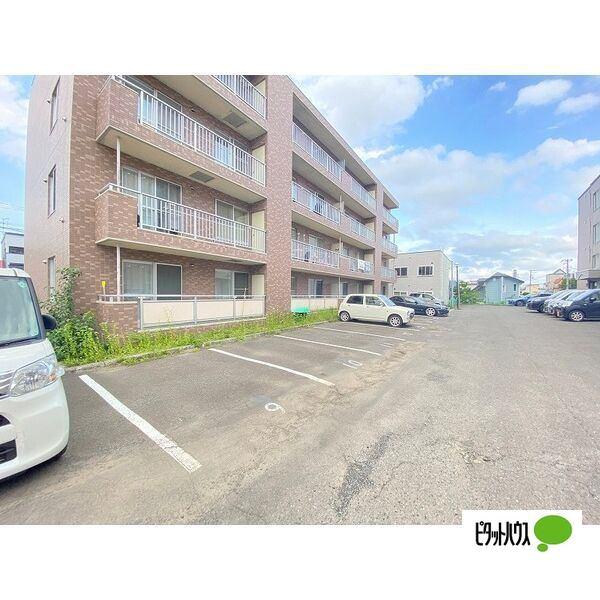 千歳市信濃マンション 駐車場