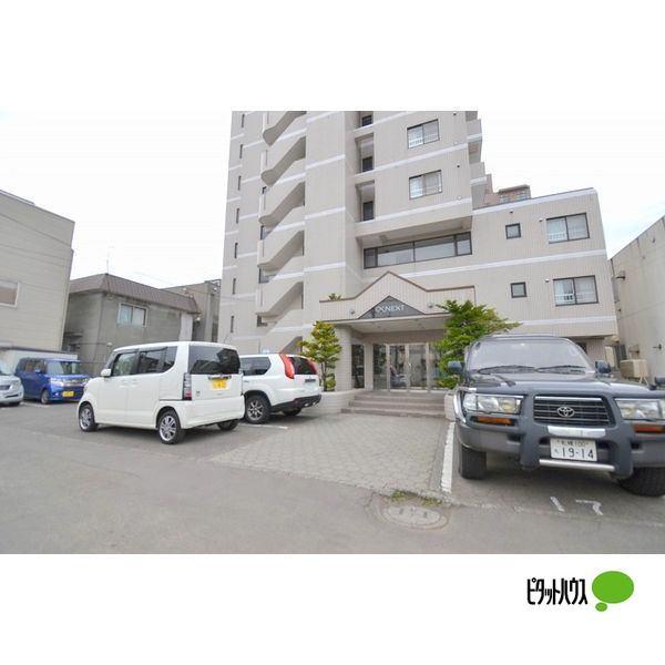 札幌市豊平区美園一条マンション 駐車場
