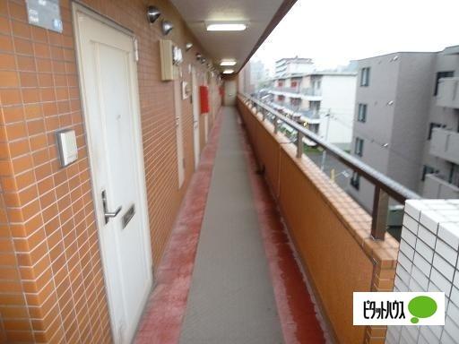札幌市豊平区月寒西一条マンション ロビー