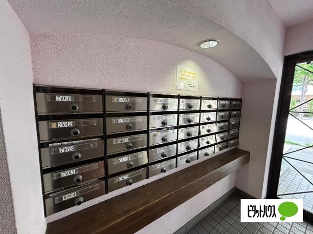 札幌市中央区北六条西マンション ロビー