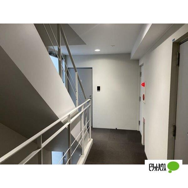 札幌市西区西町北マンション ロビー