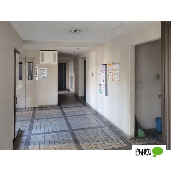 札幌市北区北二十一条西マンション ロビー