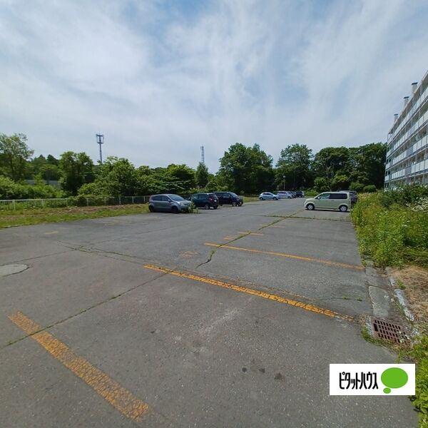 千歳市真々地マンション 駐車場