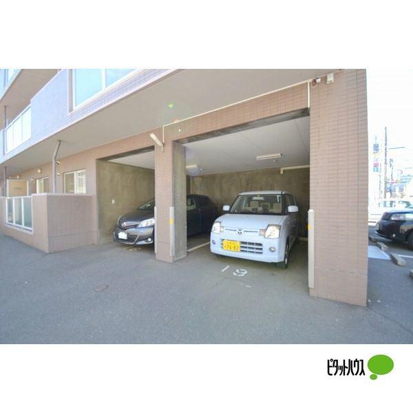 AspenStreet 駐車場