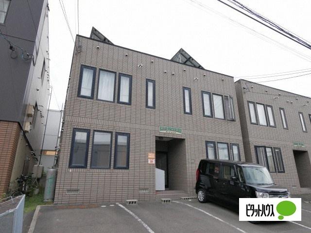 札幌市白石区栄通アパート 駐車場