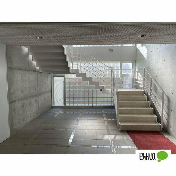 札幌市中央区北二条西マンション ロビー