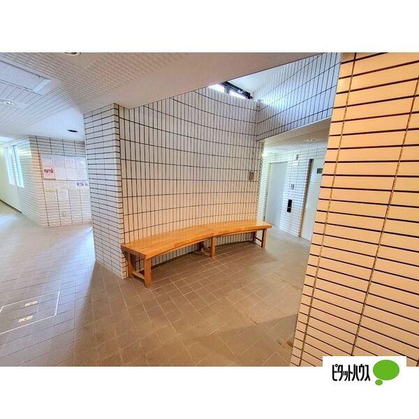 札幌市中央区南二十三条西マンション ロビー