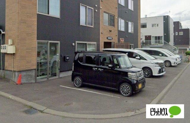 グランパ81 駐車場