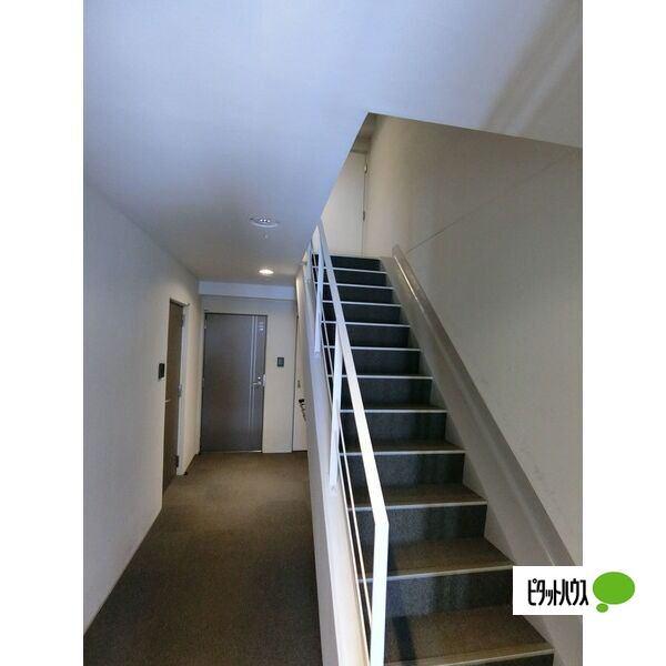 札幌市白石区東札幌四条マンション ロビー