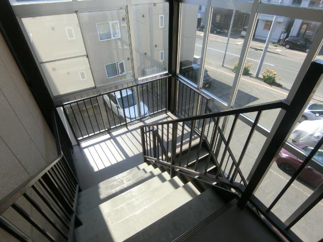札幌市厚別区厚別中央四条マンション ロビー