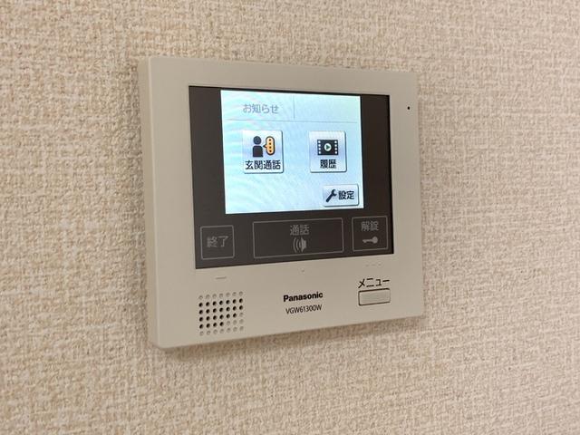 ﾛｲｼﾞｪﾝﾄﾊﾟｰｸｽ ﾚｲｸﾀｳﾝ　Ｂ（103） 部屋画像