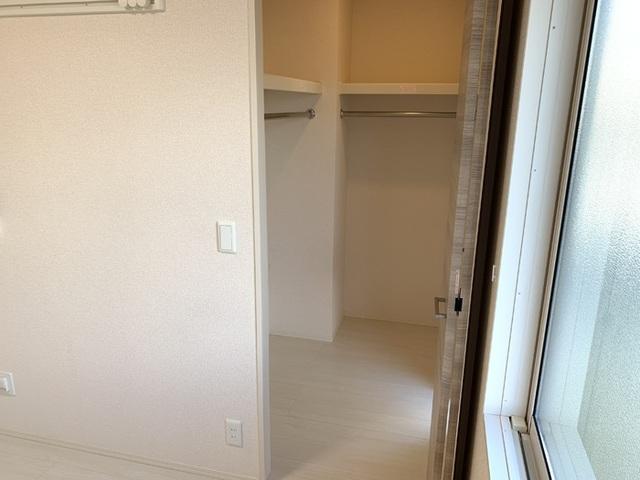 ﾛｲｼﾞｪﾝﾄﾊﾟｰｸｽ ﾚｲｸﾀｳﾝ Ⅱ　A（107） 部屋画像