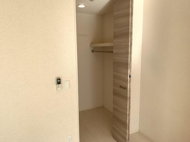 ﾛｲｼﾞｪﾝﾄﾊﾟｰｸｽ ﾚｲｸﾀｳﾝ Ⅱ　A（107） 部屋画像
