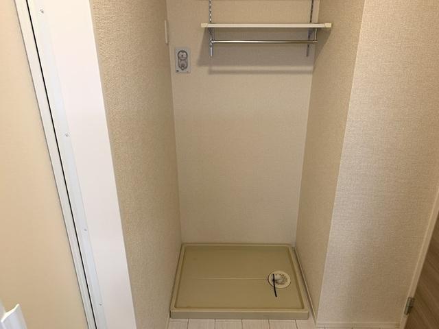 ﾛｲｼﾞｪﾝﾄﾊﾟｰｸｽ ﾚｲｸﾀｳﾝ Ⅱ　A（107） 部屋画像