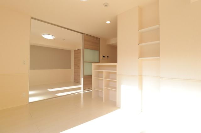 ﾛｲｼﾞｪﾝﾄﾊﾟｰｸｽ ﾚｲｸﾀｳﾝ　Ｄ（202） 部屋画像