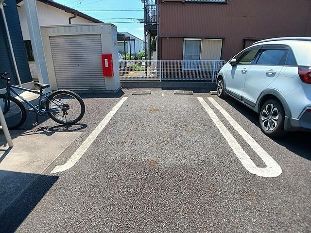 フィオーレ（205） 駐車場