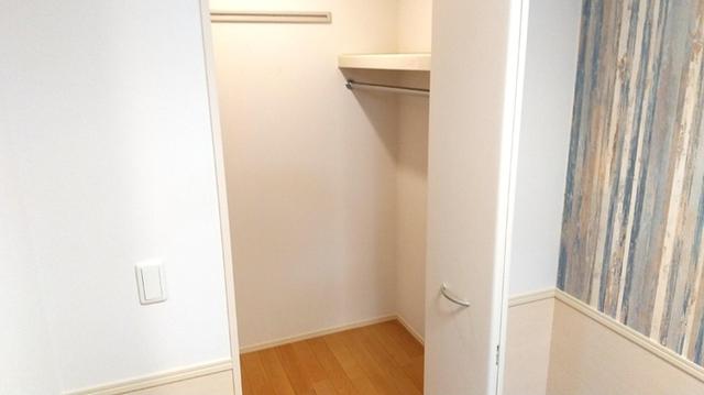 ﾛｲｼﾞｪﾝﾄﾊﾟｰｸｽ ﾚｲｸﾀｳﾝ　Ｌ（107） 部屋画像