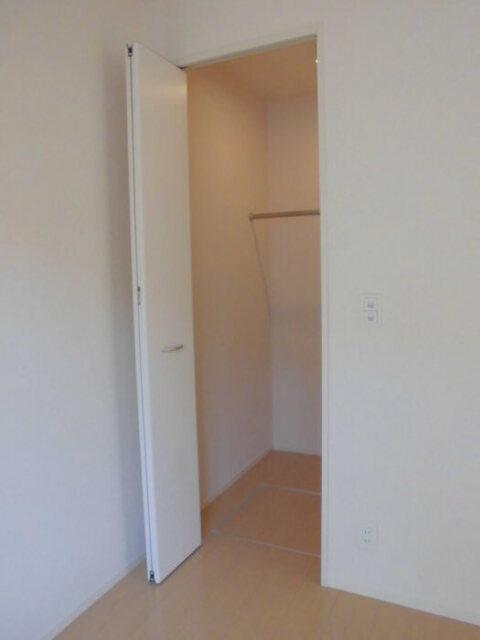 メゾーネ三郷中央（102） 部屋画像