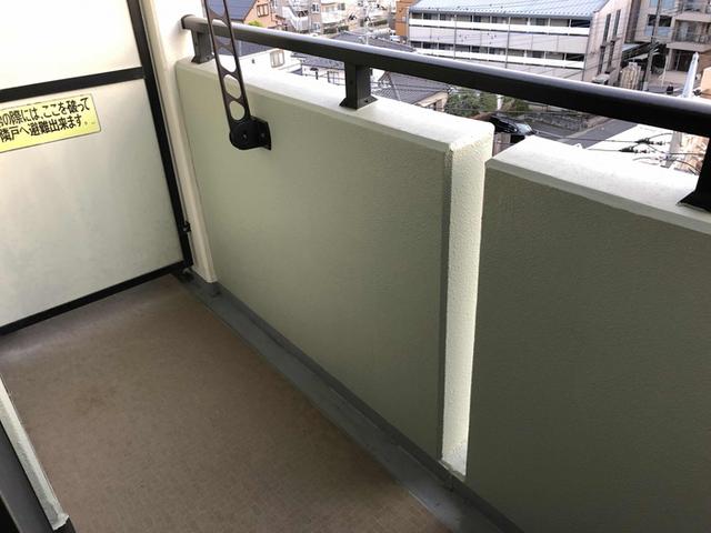 クリエール吉川（106） バルコニー