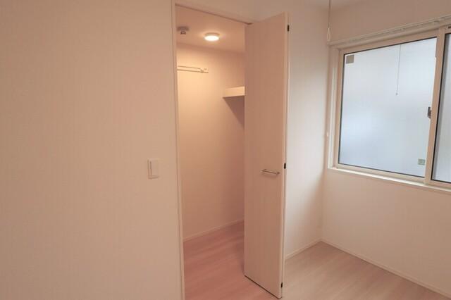 ﾛｲｼﾞｪﾝﾄﾊﾟｰｸｽ ﾚｲｸﾀｳﾝ Ⅲ　Ｏ（107） 部屋画像