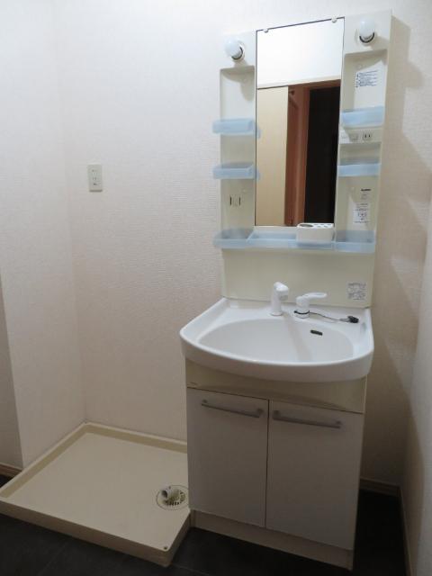 シャローム　Ａ/Ｂ/Ｃ/Ｄ/Ｅ/Ｆ/Ｇ（E102） 部屋画像