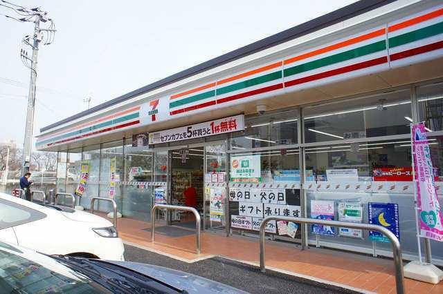 セブンイレブン越谷神明２丁目店：450m
