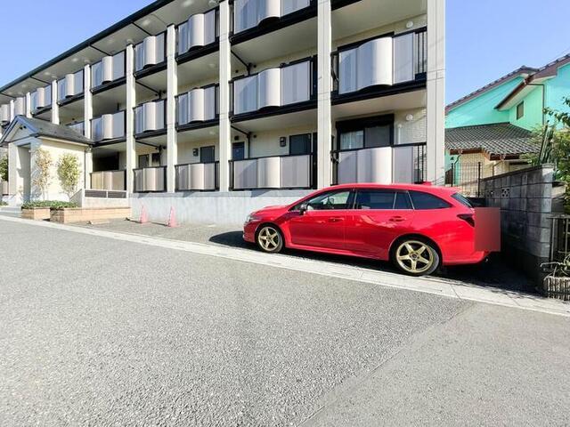 ロイヤルハーモニー（207） 駐車場