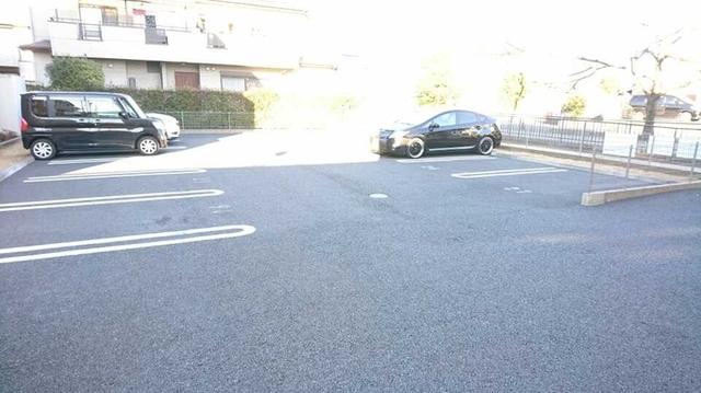 リバーパーク蒲生　Ｃ（105） 駐車場