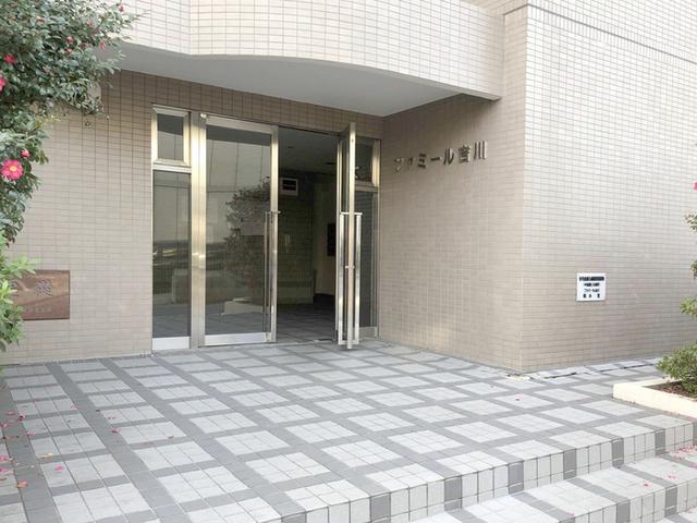 ファミール吉川（202） エントランス