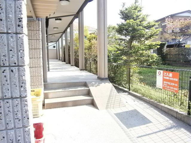 グランディール（103） エントランス