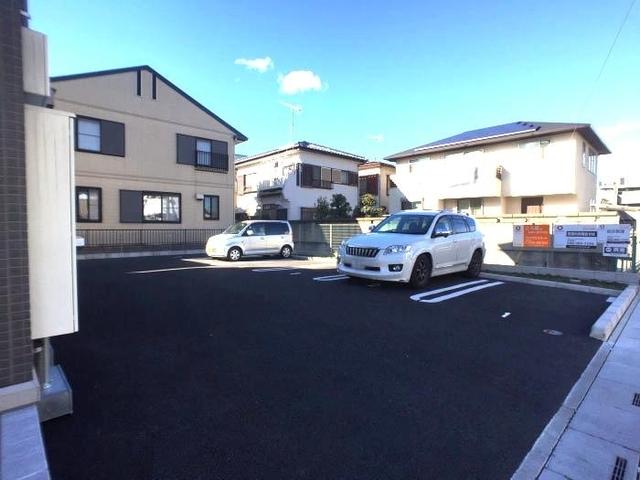 レーヴ　Ⅱ（203） 駐車場