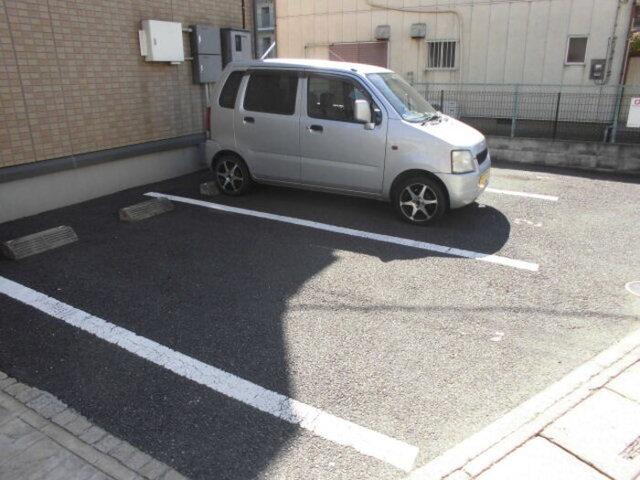 M'Sgarden（102） 駐車場