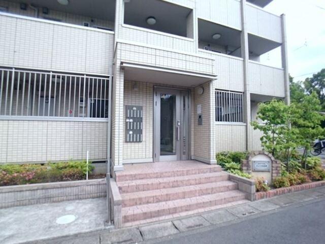 キャッソル嵯峨（103） エントランス