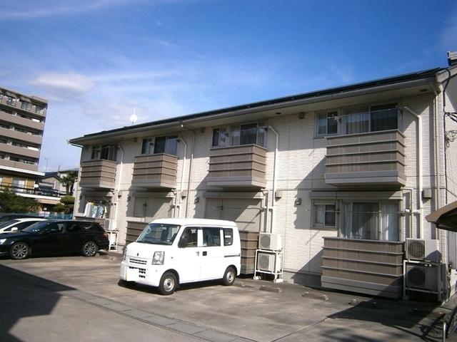 レセンテ（201） 駐車場