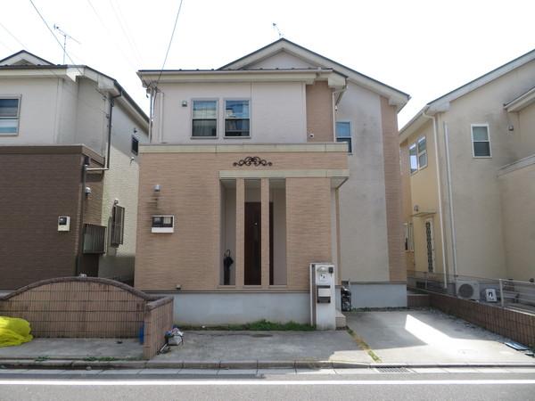 中古【吉川市美南4丁目】★太陽光発電ｼｽﾃﾑ付きのｵｰﾙ電化住宅 外観