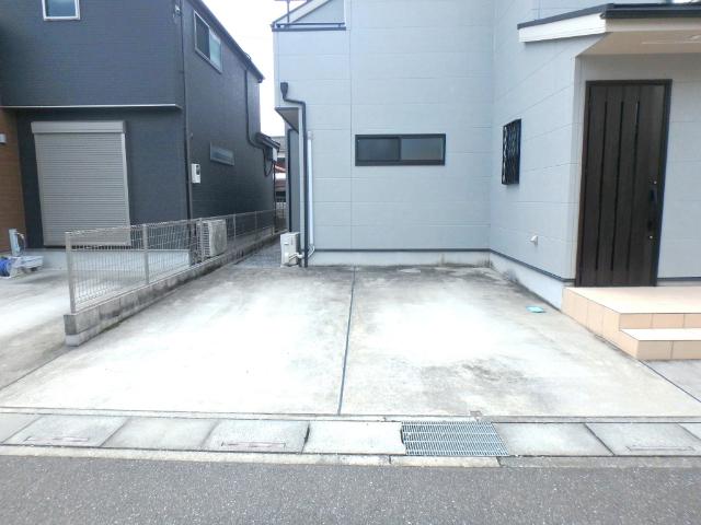 detached 大字松伏