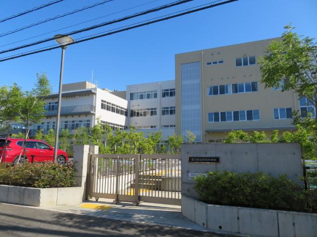 吉川市立吉川中学校